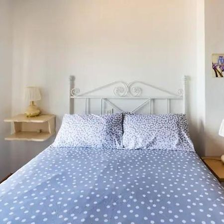 Apartamento Ezcurdia 22 Playa De San Lorenzo Primera Linea Gijon Luaran gambar